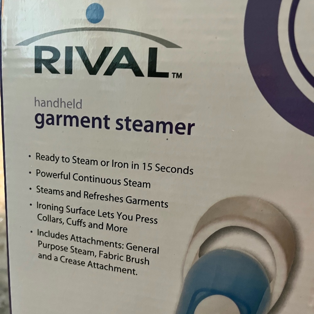 Rival Hand Held Clothes Steamer - Picture 4 of 6